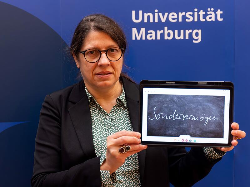 &laquo;Sonderverm&ouml;gen&raquo; ist &laquo;Unwort des Jahres&raquo; 2025