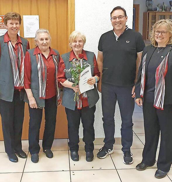Monika Wei&szlig;, Notburga Brehm, Hilde Rudel, Matthias Kramer, Gudrun Kraus (von links)