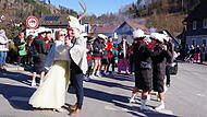 Steinberg feiert FaschingSteinberg feiert Fasching: Gaudiwurm ziehe durch den Ort