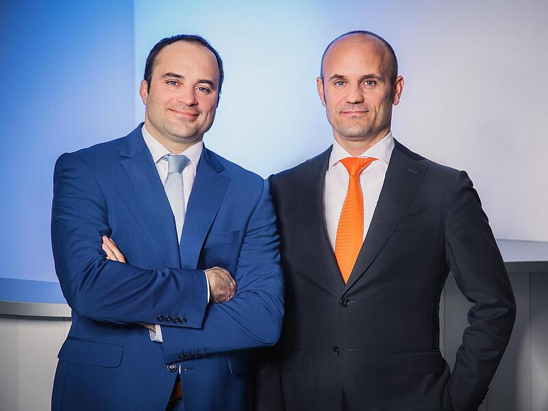 Schumacher PackagingForchheim & Fränkische Schweiz Die Brüder Hendrik (links) und Björn Schumacher (rechts), Geschäftsführer und Eigentümer von Schumacher Packaging, werden bei Mondi die Strategie in Richtung Innovation, Kreislaufwirtschaft und Nachhaltigkeit fortführen.