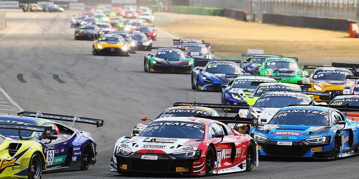 Motorsport Der Kulmbacher Rennfahrer Christopher Haase hat großes Pech.