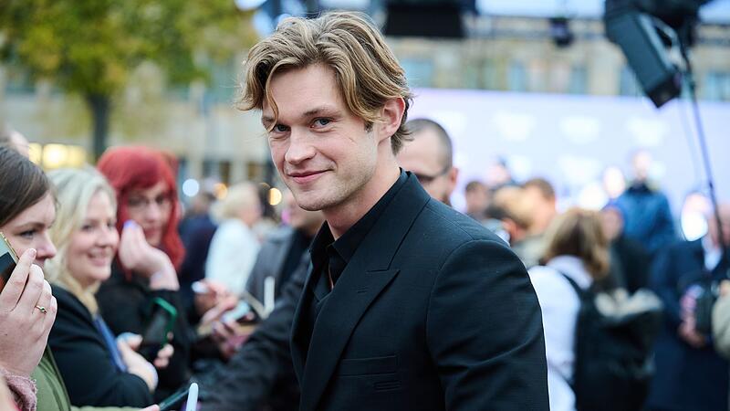 Damian Hardung Damian Hardung