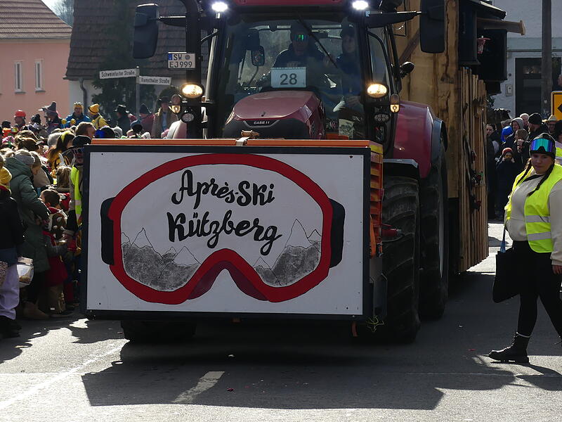 Faschingsumzug 2026Die sch&ouml;nsten Bilder des Faschingsumzug Ebenhausen 2026