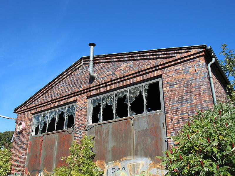 Lost Place - der Alte Lokschuppen in CoburgLost Place - der Alte Lokschuppen in Coburg Lost Place - der Alte Lokschuppen in Coburg