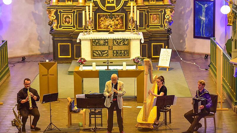 Gefühl und Virtuosität: Klezmer-König Giora Feidman mit seinem Ensemble in der Petrikirche