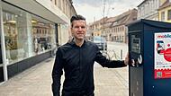 Tarik Ali, Friseur aus Erlangen, bezeichnet die neuen Parkgebühren als „Wahnsinn“. Tarik Ali, Friseur aus Erlangen, bezeichnet die neuen Parkgebühren als „Wahnsinn“.