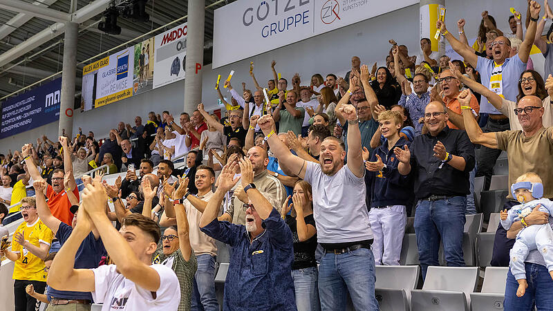 Die HSC-Fans peitschten ihr Team zum knappen Heimsieg &uuml;ber Ferndorf.  Auch am Mittwoch im Pokal sind die Coburger Zuschauer gefragt.