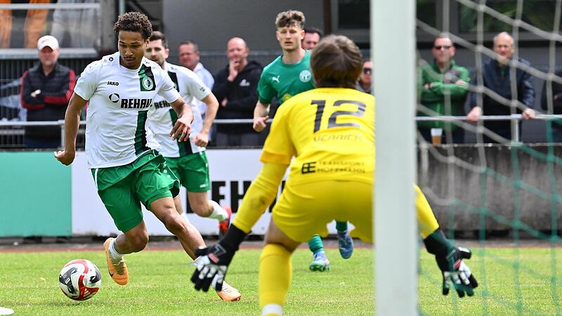 Torh&uuml;ter Andre Merrick bestritt sein erstes Bayernliga-Spiel f&uuml;r den TSV Neudrossenfeld, musste beim Saisonfinale gegen den SC Eltersdorf aber gleich f&uuml;nf Mal hinter sich greifen.