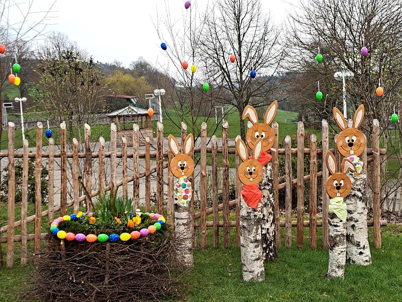 Osterdeko Waldfenster