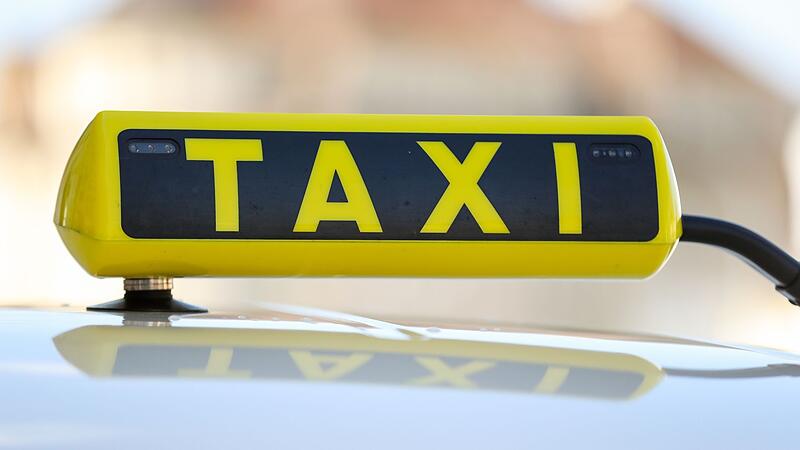Taxi