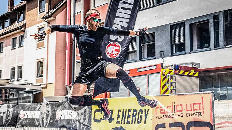 Sportliche Höchstleistungen zeigen die Teilnehmer beim Spartan Race. Sportliche Höchstleistungen zeigen die Teilnehmer beim Spartan Race.