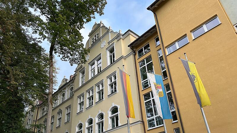 Das Albertinum ist eines von vier Gymnasien in Coburg. Ein Schwerpunkt liegt seit jeher auf einem musischen Zweig.