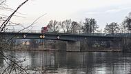 Die Regnitzbrücke in Neuses soll neu gebaut werden. Weil das noch dauert, soll bis dahin eine Fahrbahn wegfallen. Doch das ist nicht die einzige Brücke im Kreis mit Sanierungsbedarf.