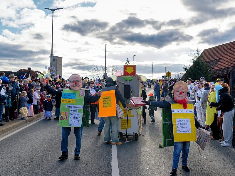 Faschingsumzug in Hirschaid 2026Mit Drachen und Pok&eacute;mon: Faschingsumzug in Hirschaid