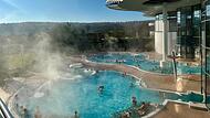 Draußen kalt, im Wasser warm: Im Januar sagt die KissSalis Therme Danke mit einer spezielle Aktion.