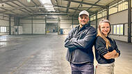 Eine riesige Halle und gro&szlig;e Pl&auml;ne: Maximilian Kirchner und Anna-Carina H&auml;usler bringen den Padel Sport in den Aischgrund. Bis zum Sommer soll die erste Padel-Halle bei Gremsdorf er&ouml;ffnet werden.