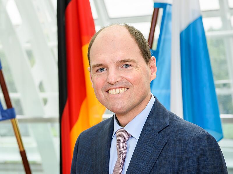 Michael Hofmann