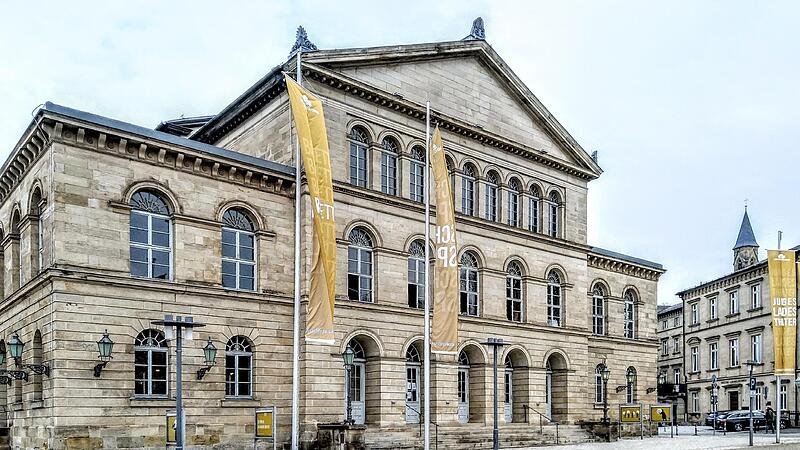 Am Landestheater Coburg läuft derzeit die vorerst letzte Spielzeit im „Großen Haus“. Im Oktober 2023 soll es dann im neuen Globe losgehen. Am Landestheater Coburg läuft derzeit die vorerst letzte Spielzeit im „Großen Haus“. Im Oktober 2023 soll es dann im neuen Globe losgehen.