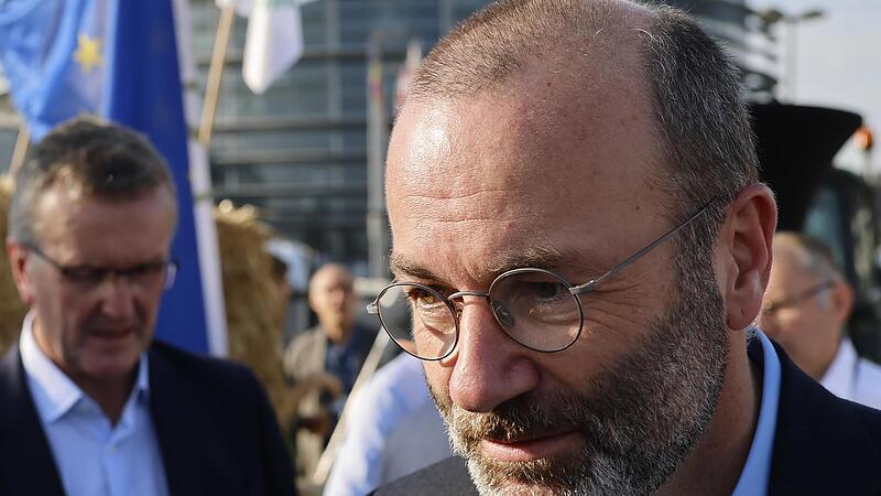 Die Abstimmung war eine schmerzhafte Niederlage für Manfred Weber.