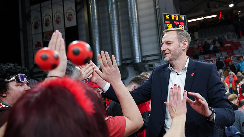 Beliebt bei den Fans: Trainer Arne Woltmann.