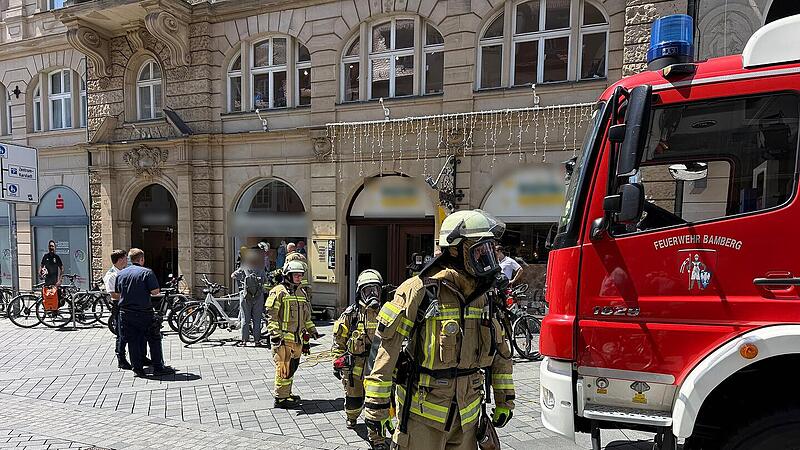 Bamberg: Feuerwehreinsatz in Gebäude an der Kettenbrücke Bamberg: Feuerwehreinsatz in Gebäude an der Kettenbrücke