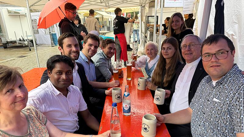 Fr&uuml;hschoppen am Altstadtfest in Ebermannstadt 2024