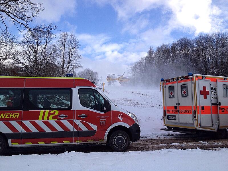 Die Einsätze der First Responder Zeitlofs können dramatisch sein, weshalb auch bei Bedarf der Hubschrauber alamiert werden muss. Die Einsätze der First Responder Zeitlofs können dramatisch sein, weshalb auch bei Bedarf der Hubschrauber alamiert werden muss.