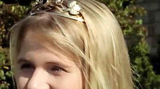 Anna-Lena WerbWeinprinzessin Anna-Lena WerbWeinprinzessin