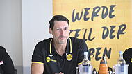 Trainer Anel Mahmutefendic will langfristig gesehen mit dem HSC Coburg in die Handball-Bundesliga aufsteigen.
