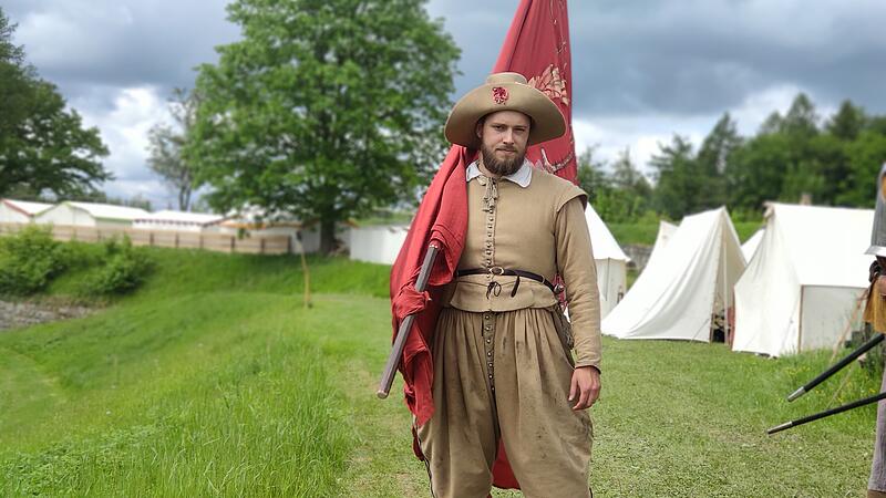 Daniel Klotz ist Unteroffizier in seinem Regiment.