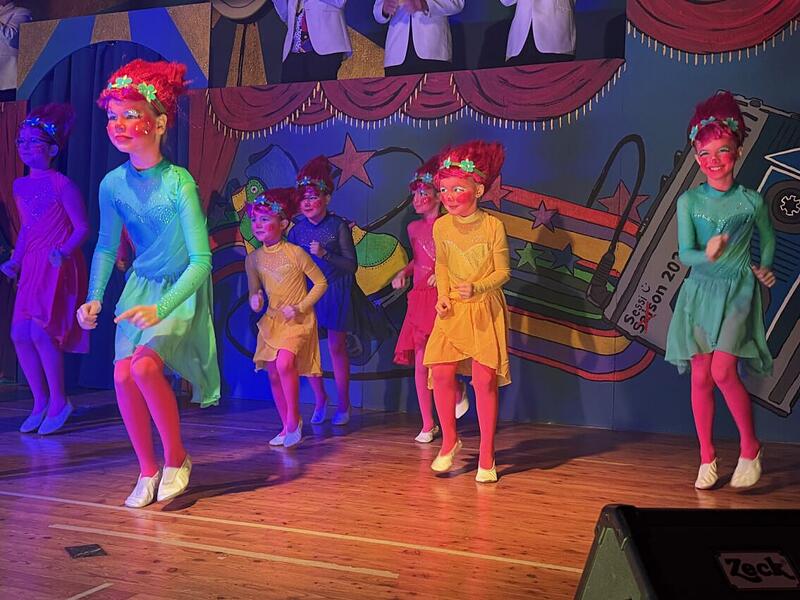 F&uuml;nf Stunden buntes Treiben, bei dem Altbekannte ebenso f&uuml;r Unterhaltung sorgten wie neue Acts, gab es beim NCC in N&uuml;dlingen.