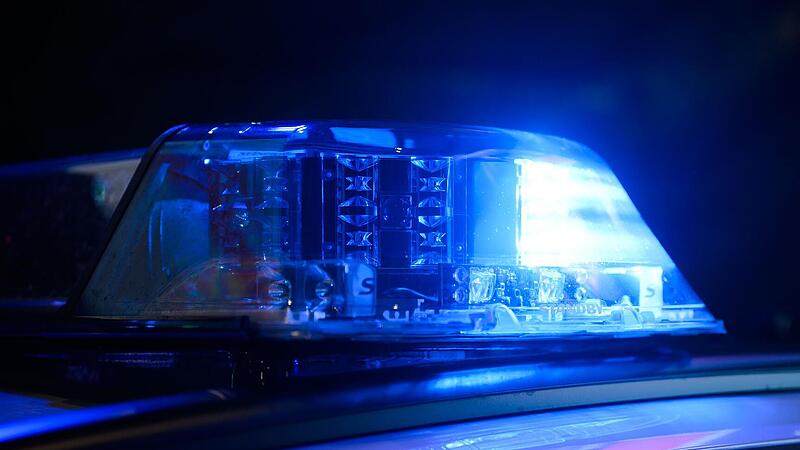 Forchheim: Jugendlicher (17) küsst 14-Jährige gegen ihren Willen Forchheim: Jugendlicher (17) küsst 14-Jährige gegen ihren Willen