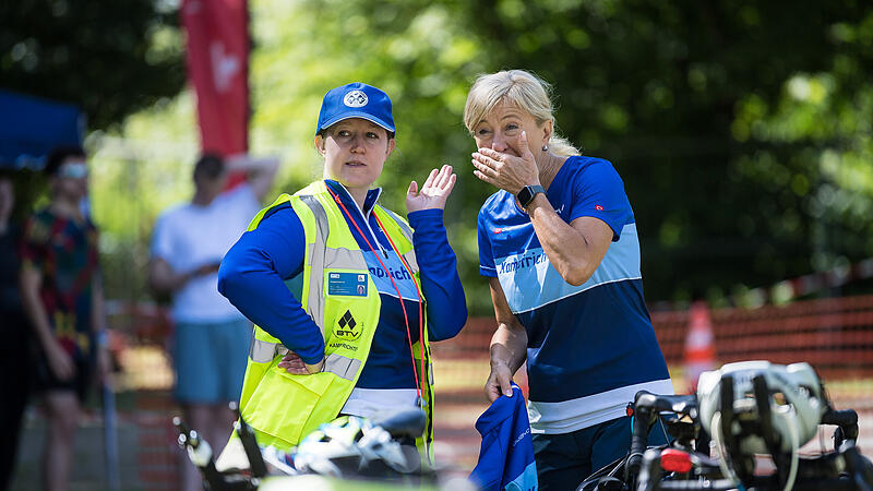 Die Helfer beim 11. Forchheimer Stadttriathlon mussten sich in diesem Jahr neu organisieren. Die Helfer beim 11. Forchheimer Stadttriathlon mussten sich in diesem Jahr neu organisieren.