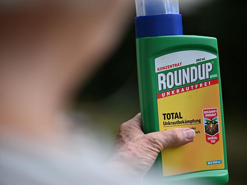 Glyphosat-Unkrautvernichter Roundup