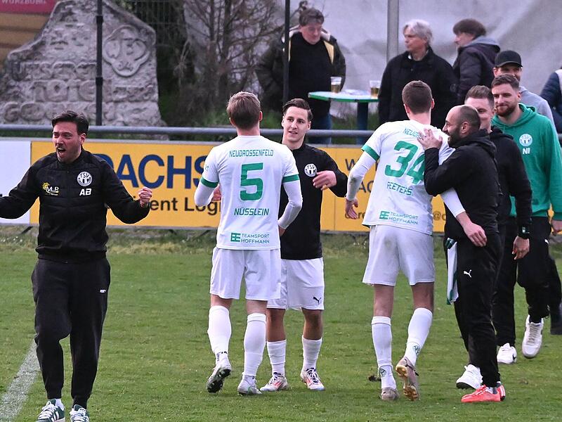 Sport Fu&szlig;ball Saison 2025 / 2026 Bayernliga Nord  27. Spiel am Dienstag 14.04.2026 Spielort  Sepp-Endres-Sportanlage W&uuml;rzburg, Platz 1 | Mainaustr. 32 | 97082 W&uuml;rzburg  Beginn 18.15 h  W&uuml;rzburger FV 04  gegen TSV Neudrossenfeld  Halbzeitergebnis 2:0 E