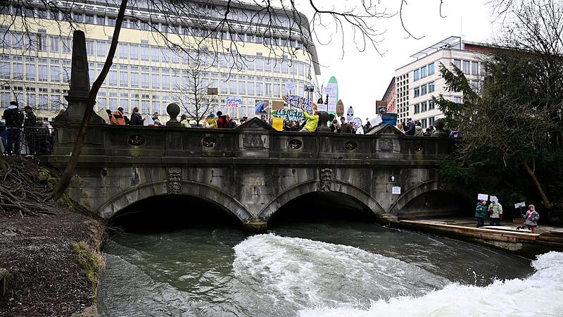 Eisbachwelle Eisbachwelle