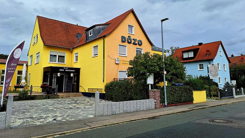 Seit dem Sommer 2022 wird im „Dozo“ in der Bamberger Gartenstadt unter anderem Sushi, Bowls und Nudelgerichte angeboten.