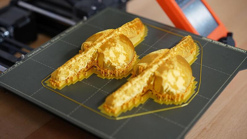 Die berühmte Spezialität aus Coburg mal ganz anders: Diese Coburger Bratwürste sind in einem 3D-Drucker im Makerspace von Creapolis entstanden.