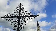 Missbrauchsprozess: Schmerzensgeld f&uuml;r Ex-Ministranten