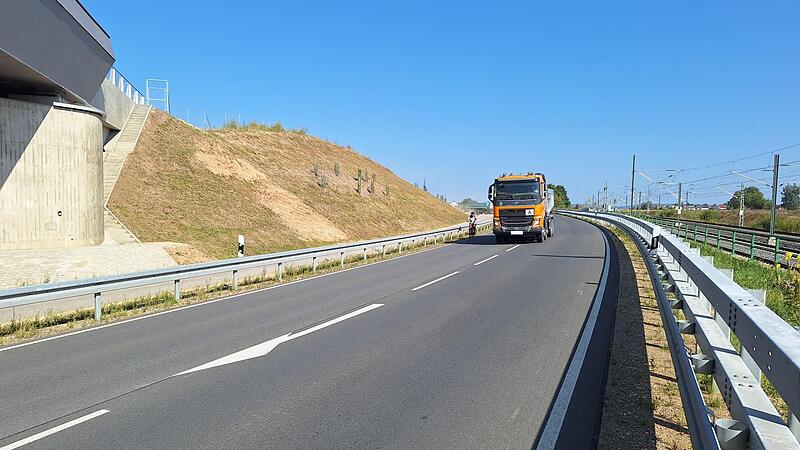 Kemmern Radweg Für Radfahrer ist der 0,8 Kilometer lange Abschnitt zwischen Kemmern und Breitengüßbahc nicht ungefährlich.