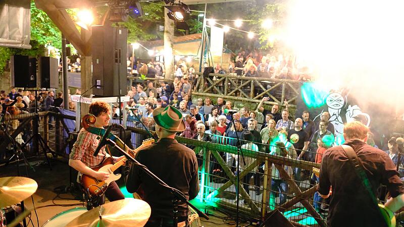 4 Kings Party im Kellerwald Forchheim 2023Forchheim & Fränkische Schweiz Sehr beliebt war die 4 Kings Party im Forchheimer Kellerwald - doch 2024 wird es nicht stattfinden? Gibt es eine Zukunft?