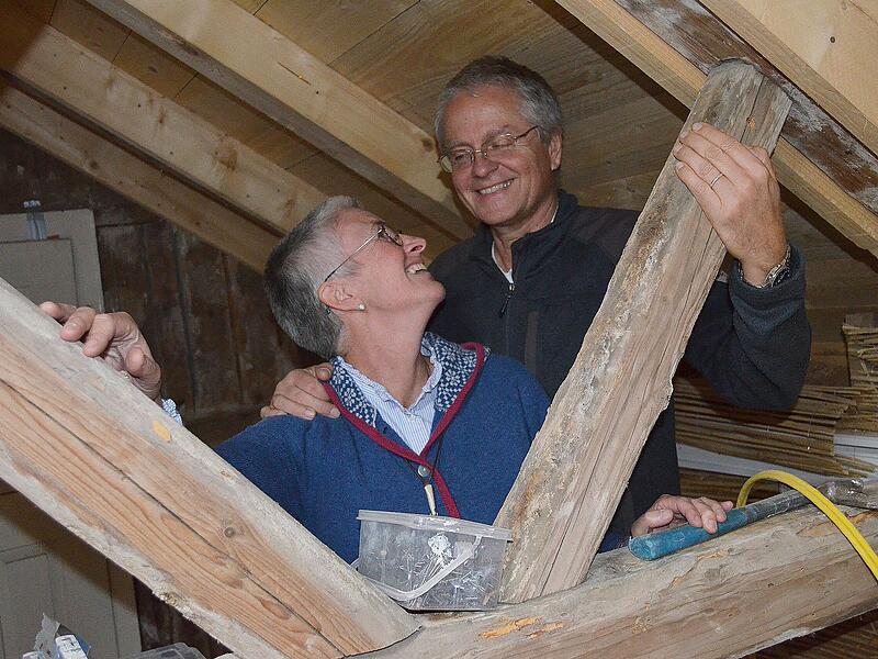 Uraltes Haus in Ahorn wird ökologisch restauriert
