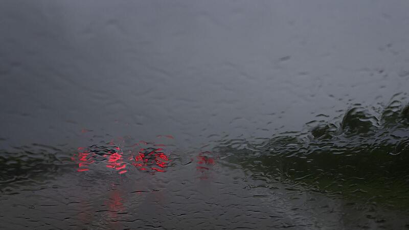 Regen und Gewitter Regen und Gewitter