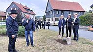 In Oberrodach wird die Kirchweih vor Beginn erst einmal ausgegraben.