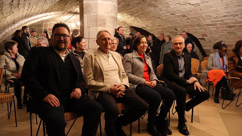 Diese B&uuml;rgermeisterkandidaten wurden in den Stadtrat H&ouml;chstadts gew&auml;hlt: Sven Berwein (JL; von links) neben G&uuml;nther Geyer (UGWH), Andrea Niedt de Matos (SPD) und Alexander Schulz (CSU).