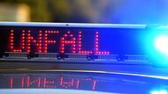 Polizeiabsperrung bei einem Unfall (Symbolfoto)