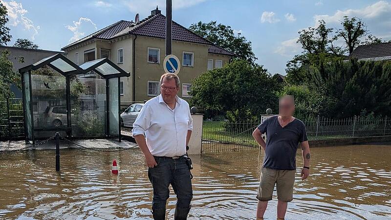 Memmelsdorf kämpft gegen Unwetterfolgen: Nachbarn helfen zusammen Memmelsdorf kämpft gegen Unwetterfolgen: Nachbarn helfen zusammen