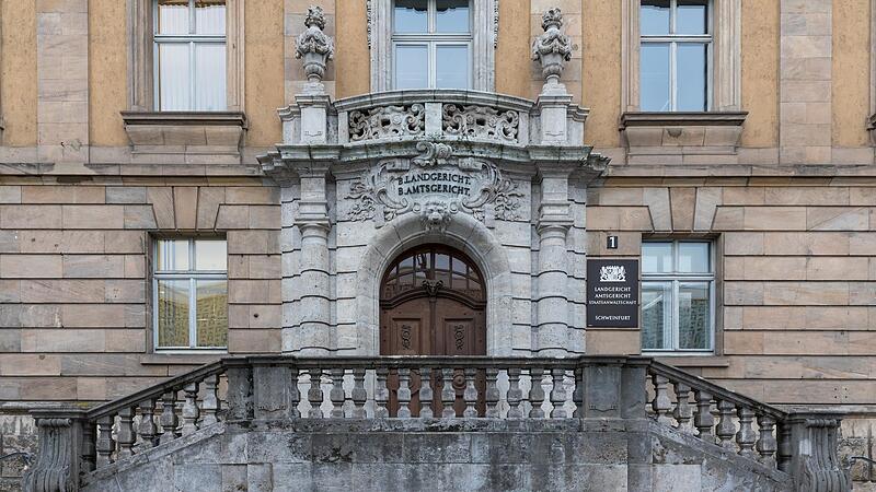 Im Prozess rund um eine vermeintliche Massenschlägerei nach dem Hammelburger Faschingsumzug sind am fünften Verhandlungstag die Urteile gefallen. Nur noch drei von ursprünglich fünf Angeklagten standen vor dem Landgericht Schweinfurt.