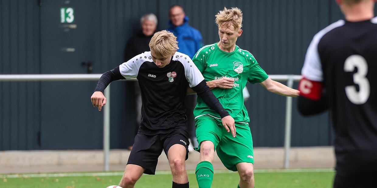 Juniorenfußball Bezirksoberliga U19 Gäbelein trifft für JFG GrünWeiß