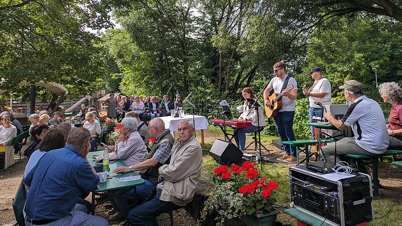 Fahrradgottesdienst: Startschuss f&uuml;rs Stadtradeln